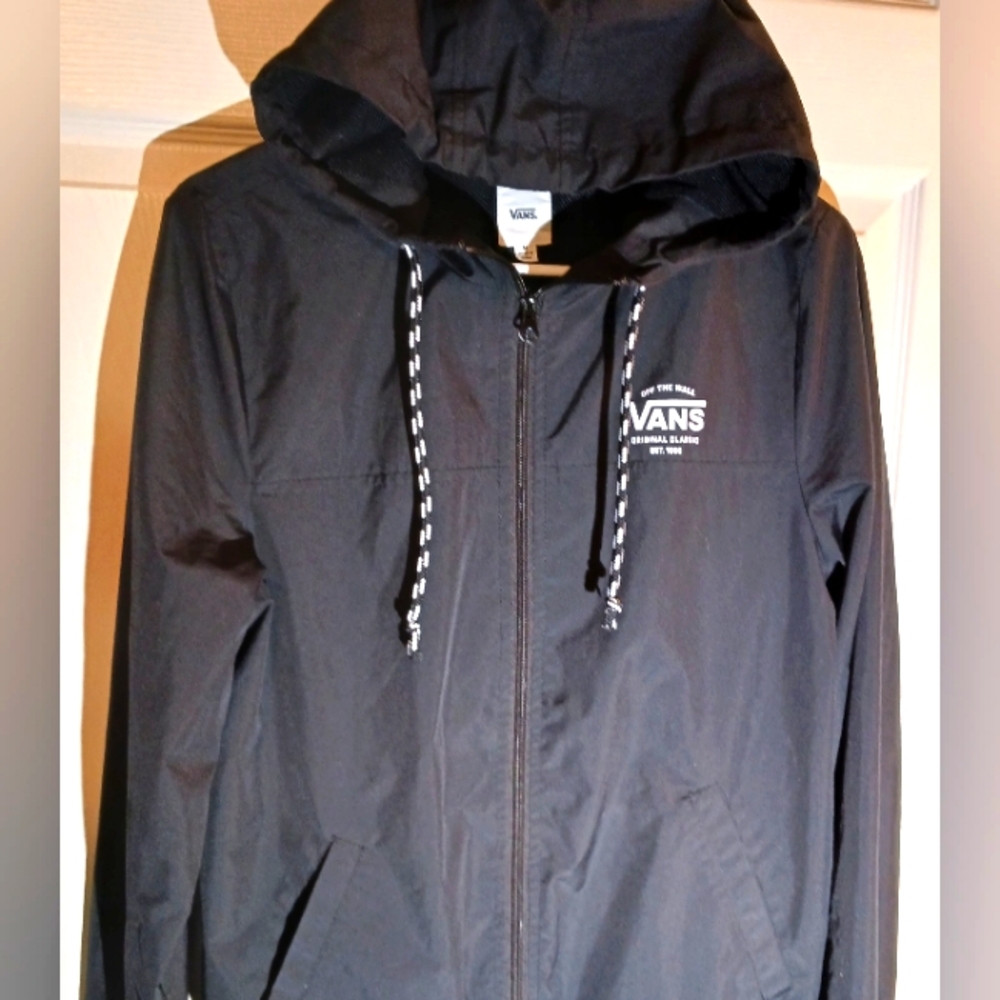 Sz M Van's Windbreaker